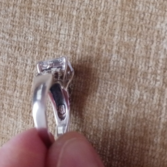 Rhinestone Marcasite Four Prong Set Silver Ring - Picture 6 of 13